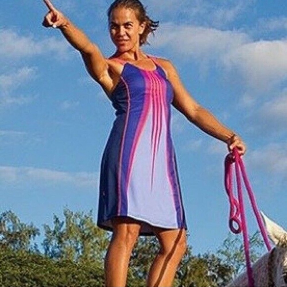 💙💕Title Nine SHARP Catalina Athletic Blue & Pink Racerback Dress Size Small💙💕